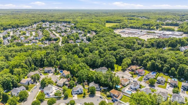 37 Christopher Court, Old Bridge, NJ 08857