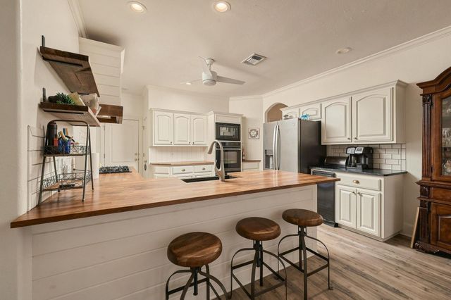 107 Lauren Lane, Pottsboro, TX 75076