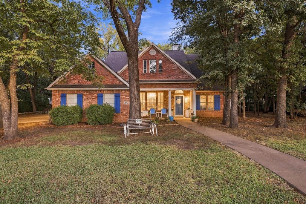 107 Lauren Lane, Pottsboro, TX 75076