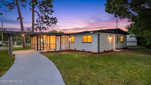 7606 CONTOUR Drive, Jacksonville, FL 32221
