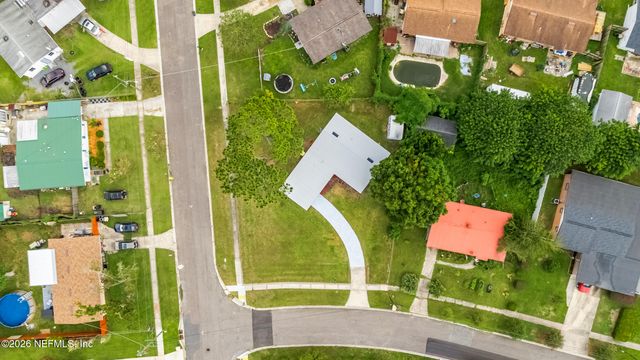 7606 CONTOUR Drive, Jacksonville, FL 32221