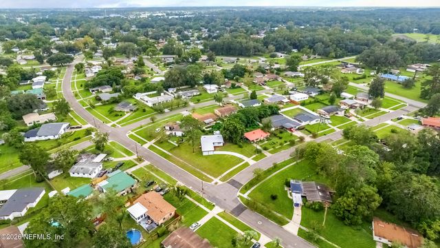 7606 CONTOUR Drive, Jacksonville, FL 32221