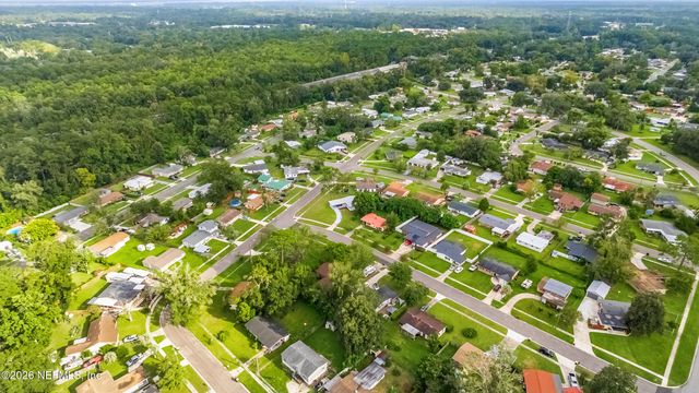 7606 CONTOUR Drive, Jacksonville, FL 32221