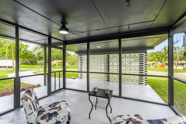 7606 CONTOUR Drive, Jacksonville, FL 32221