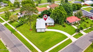 7606 CONTOUR Drive, Jacksonville, FL 32221