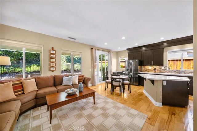 28655 Placerview Trail, Saugus, CA 91390