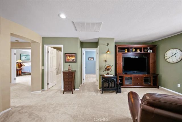28655 Placerview Trail, Saugus, CA 91390