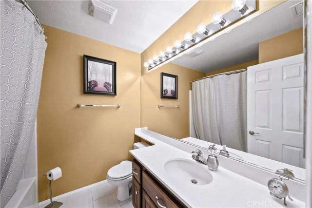 28655 Placerview Trail, Saugus, CA 91390