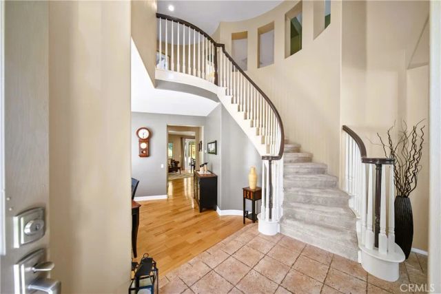 28655 Placerview Trail, Saugus, CA 91390