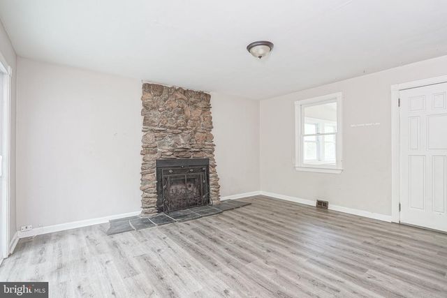 100 KENDRICK AVE, Sicklerville, NJ 08081
