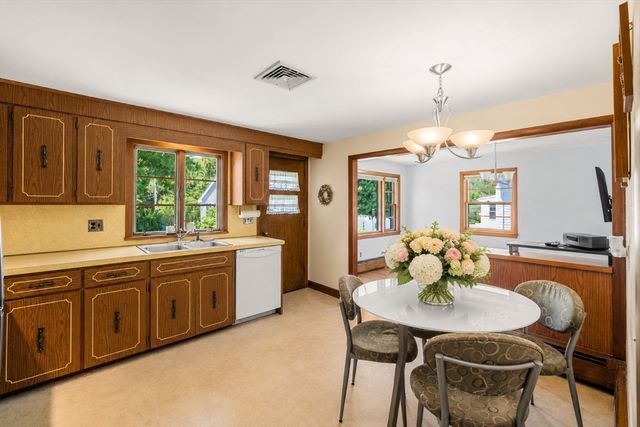 43 Doonan St, Medford, MA 02155