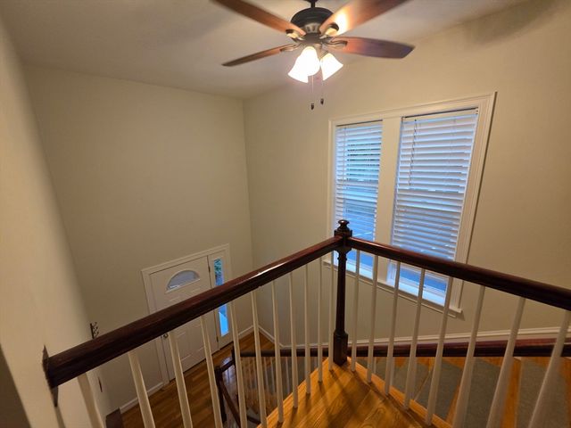 33 Randolph St 17, Abington, MA 02351