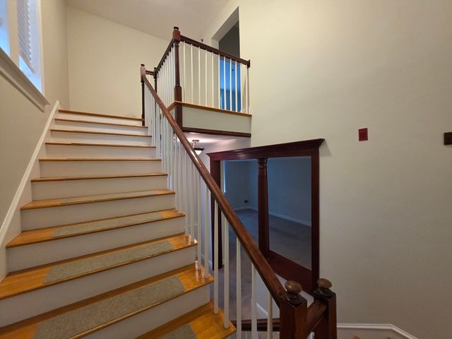 33 Randolph St 17, Abington, MA 02351