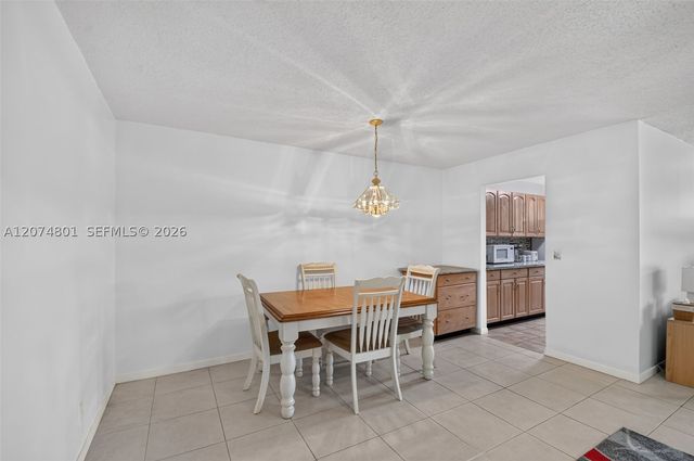 867 North Dr B, Delray Beach, FL 33445