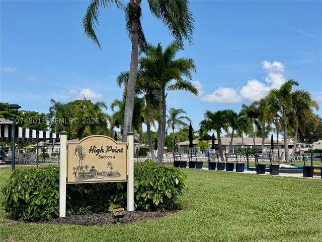 867 North Dr B, Delray Beach, FL 33445