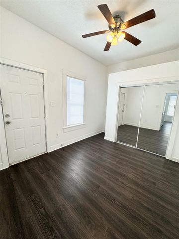 2303 Prospect Avenue 2, Fort Worth, TX 76164