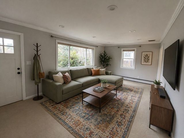 231 Spiers, Newton, MA 02459