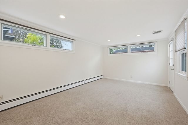 231 Spiers, Newton, MA 02459