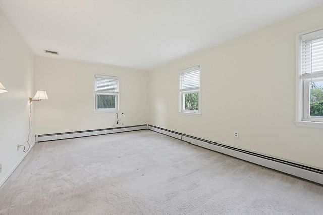 231 Spiers, Newton, MA 02459