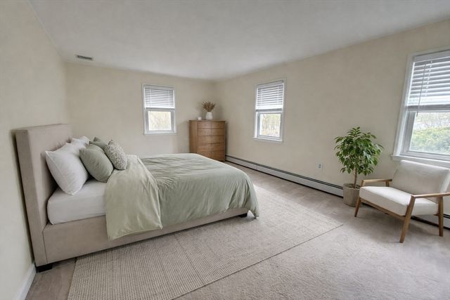 231 Spiers, Newton, MA 02459