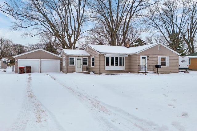 1020 Holley Avenue, Saint Paul Park, MN 55071