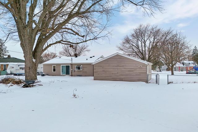 1020 Holley Avenue, Saint Paul Park, MN 55071