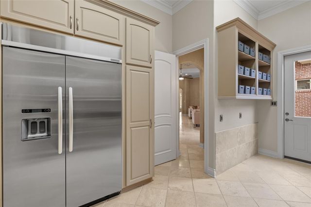 15611 Oyster Cove Drive, Sugar Land, TX 77478