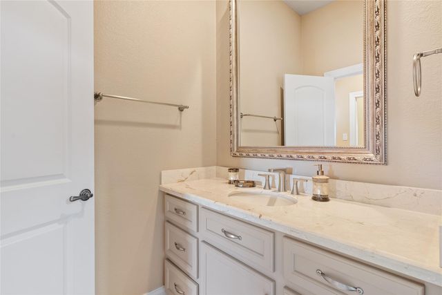 15611 Oyster Cove Drive, Sugar Land, TX 77478