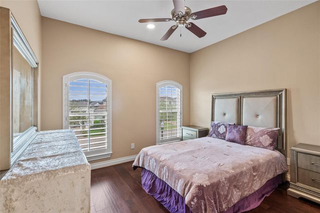 15611 Oyster Cove Drive, Sugar Land, TX 77478