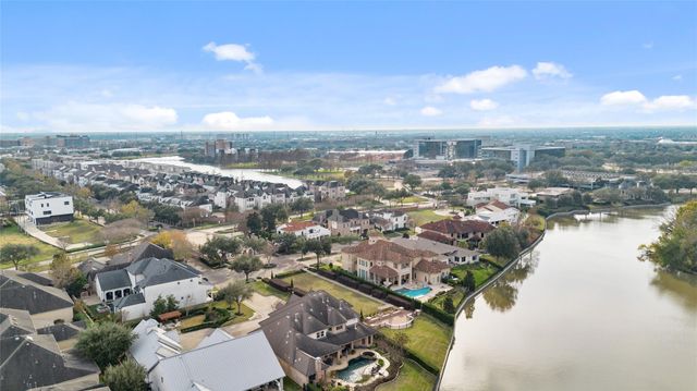 15611 Oyster Cove Drive, Sugar Land, TX 77478