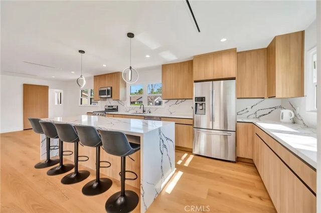 23635 Marylee st, Woodland Hills, CA 91367