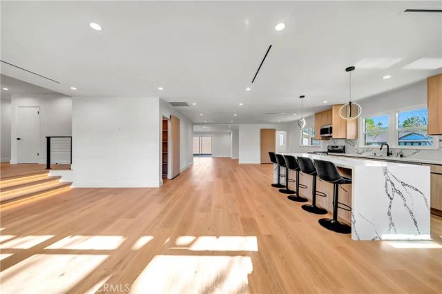 23635 Marylee st, Woodland Hills, CA 91367