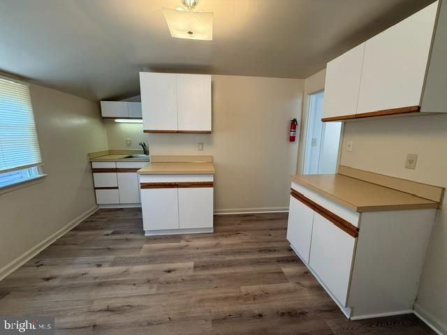310 SILVERBROOK DR, Wilmington, DE 19804