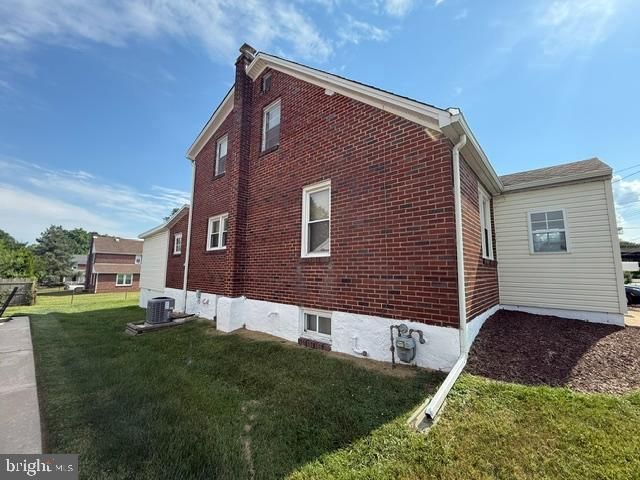 310 SILVERBROOK DR, Wilmington, DE 19804