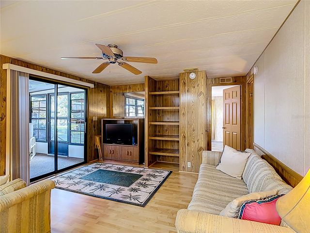 6561 CHINABERRY DR NE, Winter Haven, FL 33881