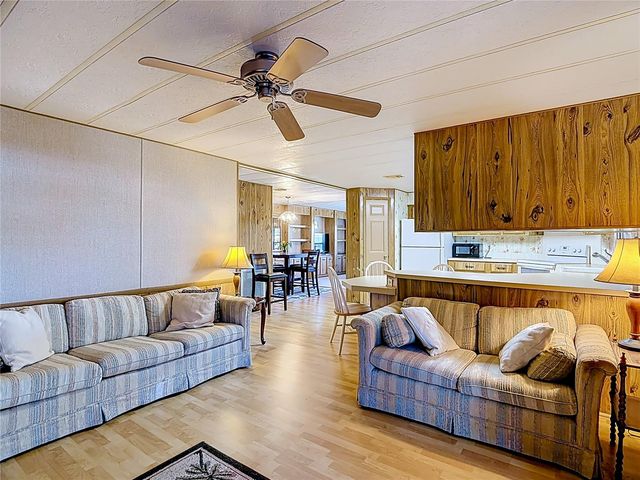 6561 CHINABERRY DR NE, Winter Haven, FL 33881