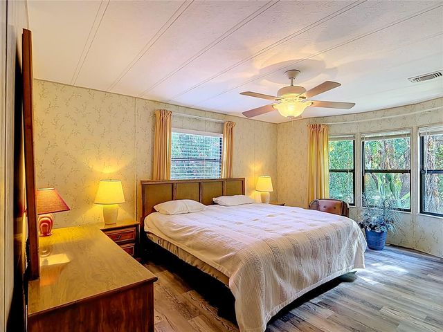 6561 CHINABERRY DR NE, Winter Haven, FL 33881