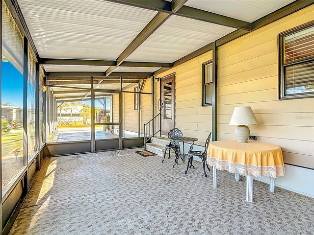 6561 CHINABERRY DR NE, Winter Haven, FL 33881