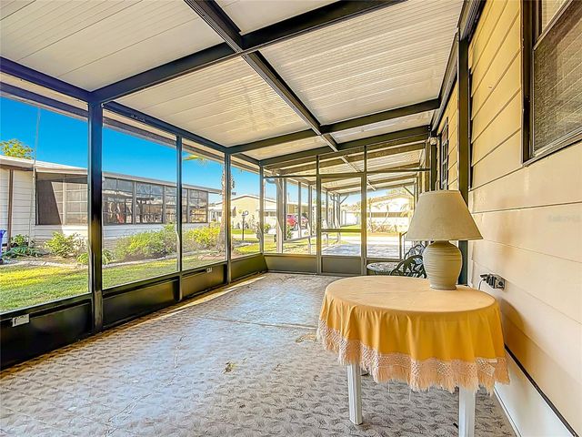 6561 CHINABERRY DR NE, Winter Haven, FL 33881