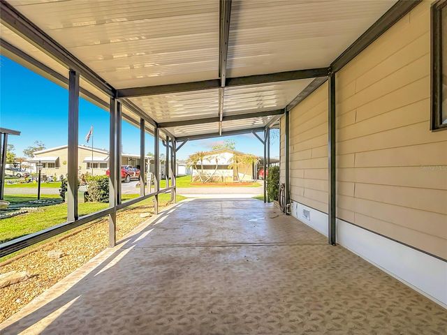 6561 CHINABERRY DR NE, Winter Haven, FL 33881