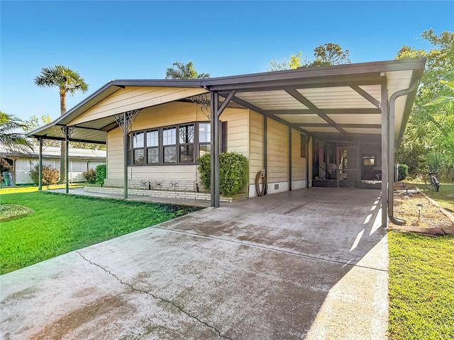 6561 CHINABERRY DR NE, Winter Haven, FL 33881