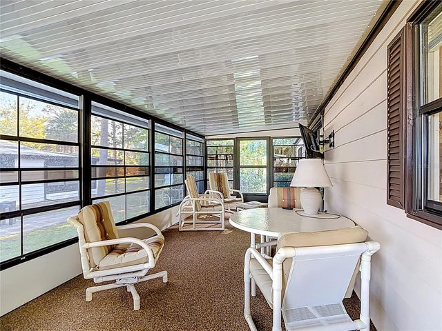 6561 CHINABERRY DR NE, Winter Haven, FL 33881