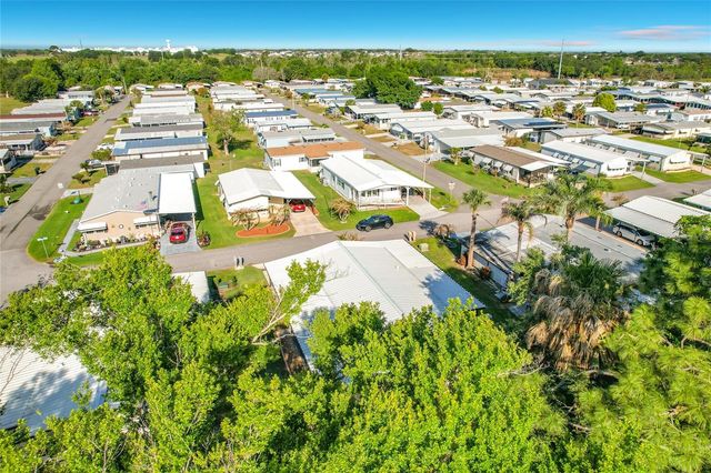 6561 CHINABERRY DR NE, Winter Haven, FL 33881