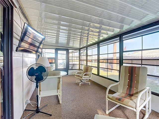 6561 CHINABERRY DR NE, Winter Haven, FL 33881