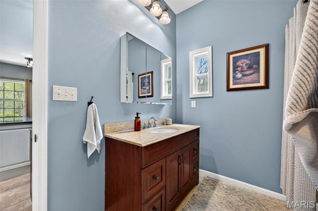 16731 Baumann Lane, Warrenton, MO 63383