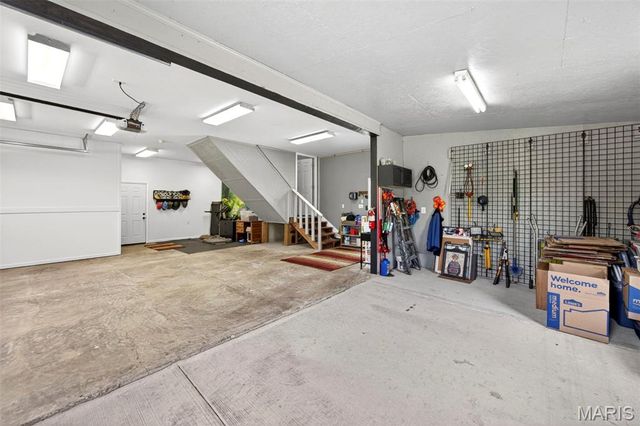 16731 Baumann Lane, Warrenton, MO 63383