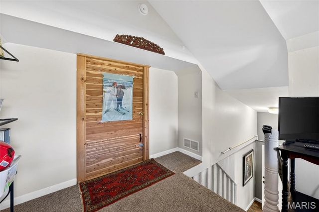 16731 Baumann Lane, Warrenton, MO 63383