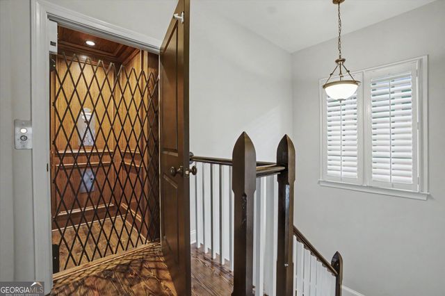 407 Latimer Street, Woodstock, GA 30188