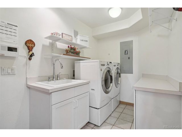 3557 Palmer Ridge Dr, Parker, CO 80134