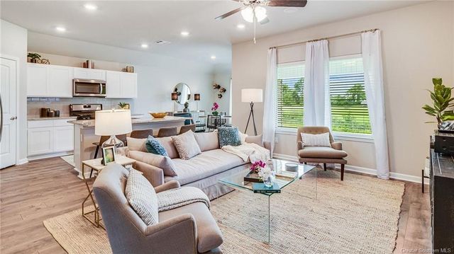 8114 Caden Lane, Iowa, LA 70647